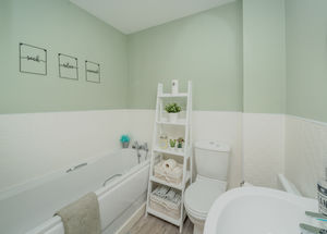 BATHROOM- click for photo gallery